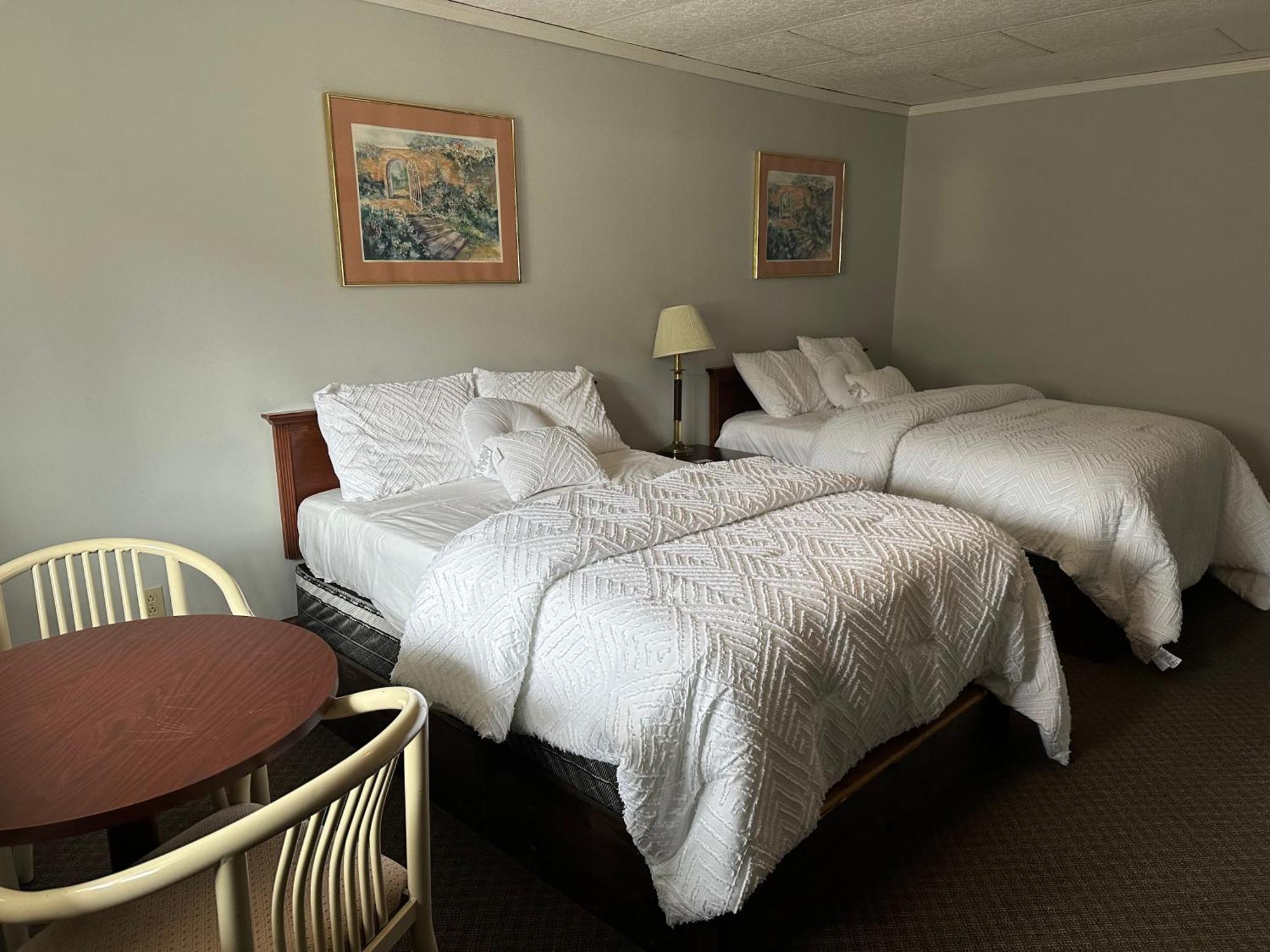 Economy Inn Alfred Buitenkant foto